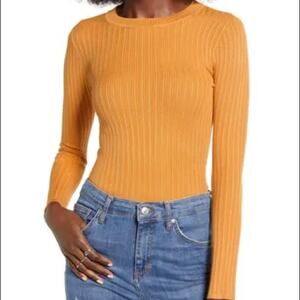 Love by Design NWT Gold Skivvy Ribbed Sweater Large